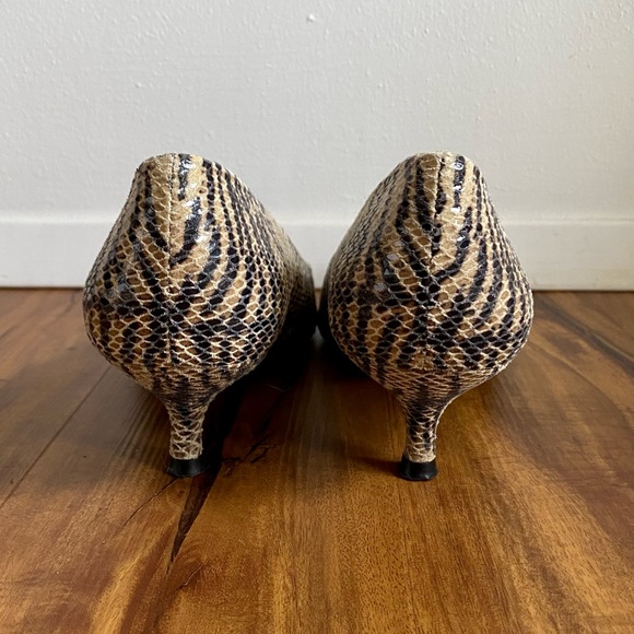Stuart Weitzman Snakeskin Tiger Print Kitten Heels - Picture 4 of 14